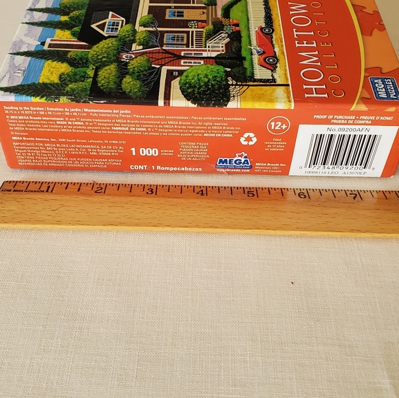 NEW 1000 pc Hometown Tending to the Garden Puzzle - Picture 9 of 12